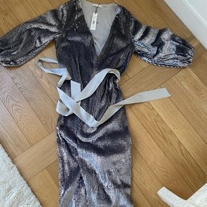 Brand new with tags alice & olivia dress with sequin